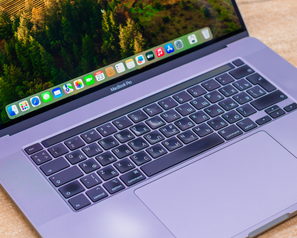 Ноутбук Apple MacBook Pro 16