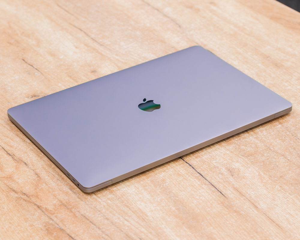 Ноутбук Apple MacBook Pro 16