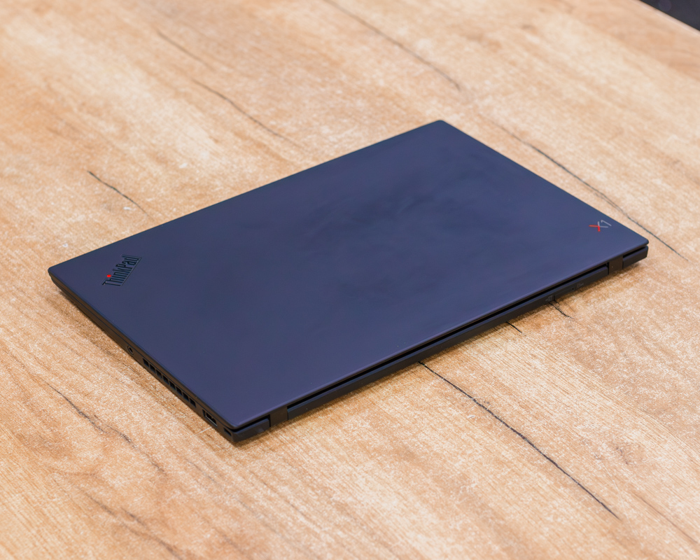 Ноутбук Lenovo ThinkPad X1 Carbon 6 Gen (FHD IPS/i7-8gen/16GB/SSD 512GB)
