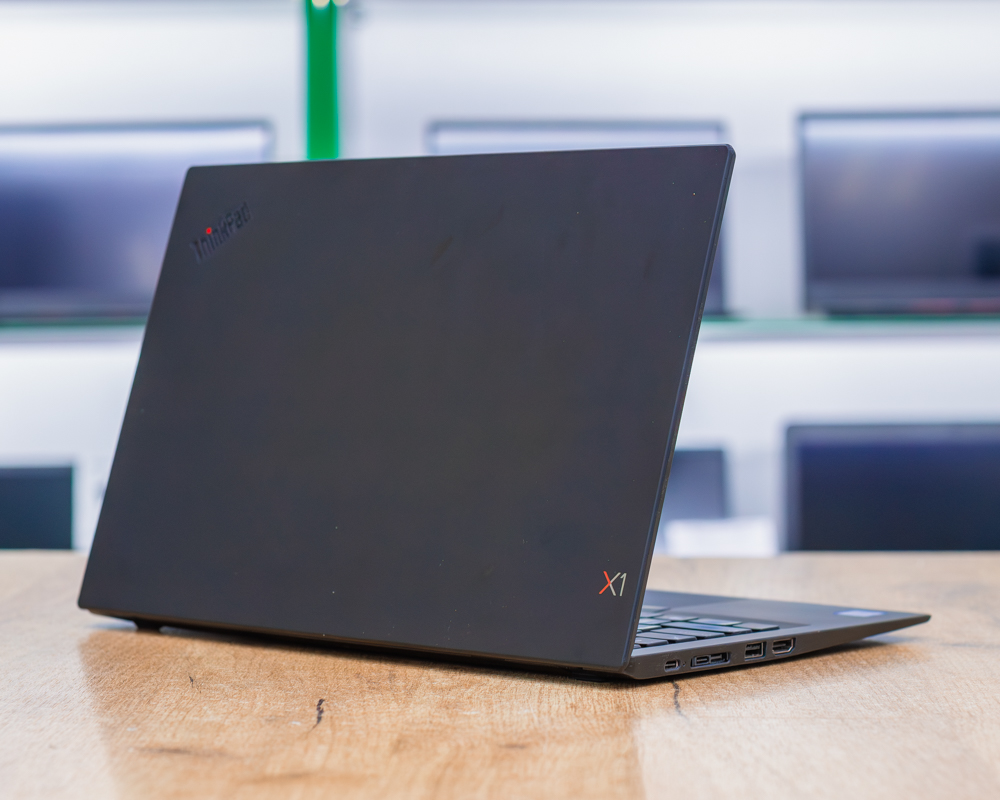Ноутбук Lenovo ThinkPad X1 Carbon 6 Gen (FHD IPS/i7-8gen/16GB/SSD 512GB)