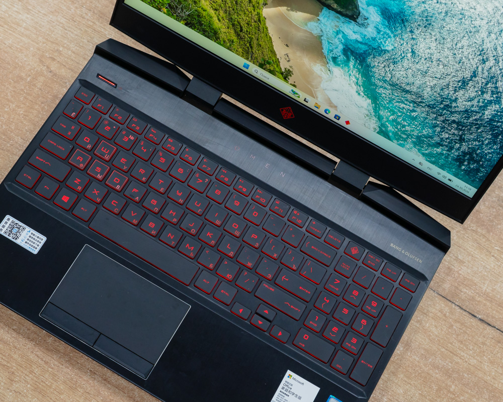 Игровой ноутбук HP OMEN 15-dc1 (FHD IPS/i5-9gen/GTX 1660 Ti 6GB/16GB/SSD 512GB)