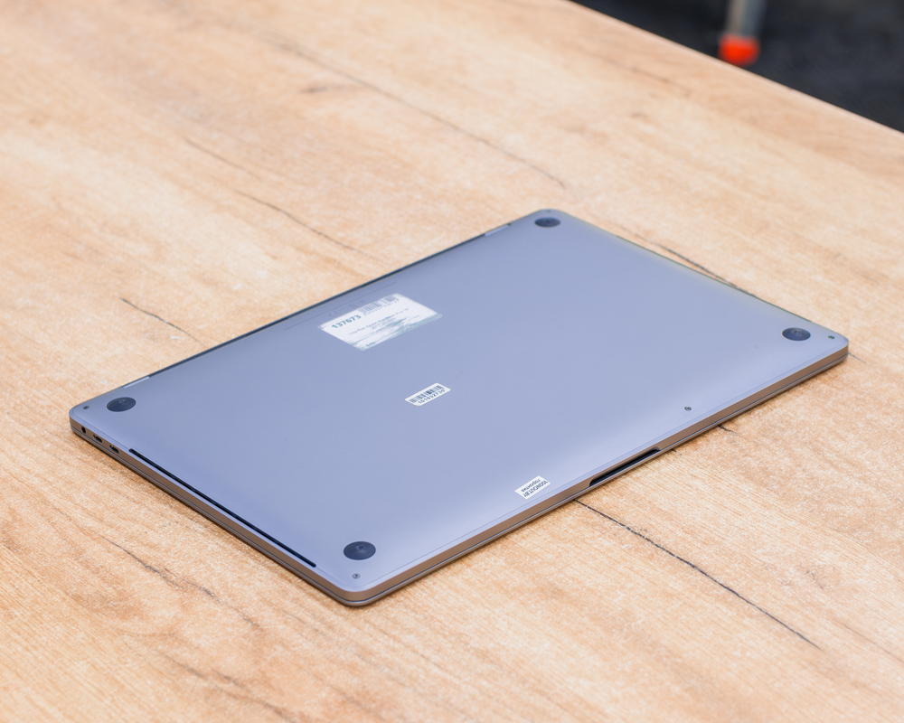 Ноутбук Apple MacBook Pro 15