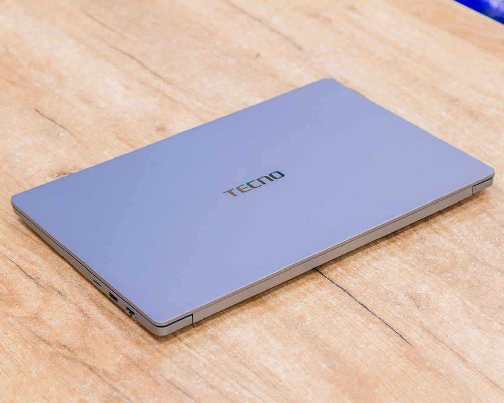 Ноутбук Tecno Megabook K15SDA (FHD IPS/Ryzen 7 5825U/16GB/SSD 256GB)