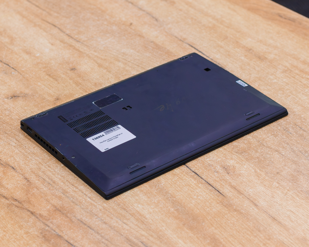 Ноутбук Lenovo ThinkPad X1 Carbon 6 Gen (FHD IPS/i7-8gen/16GB/SSD 512GB)