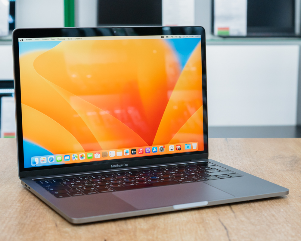 Ноутбук Apple MacBook Pro 13