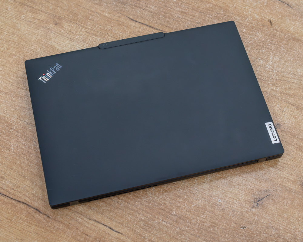 Ноутбук Lenovo ThinkPad T14 Gen 5 (FHD IPS/Ryzen 5 Pro 8540U/16GB/SSD 512GB)