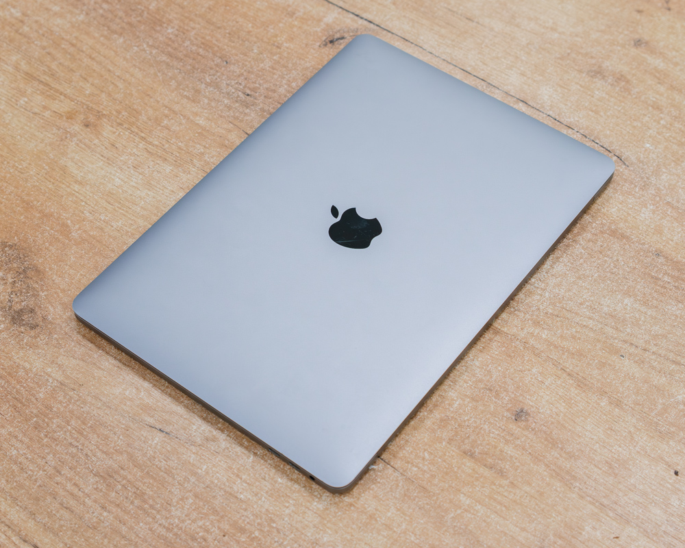 Ноутбук Apple MacBook Pro 13
