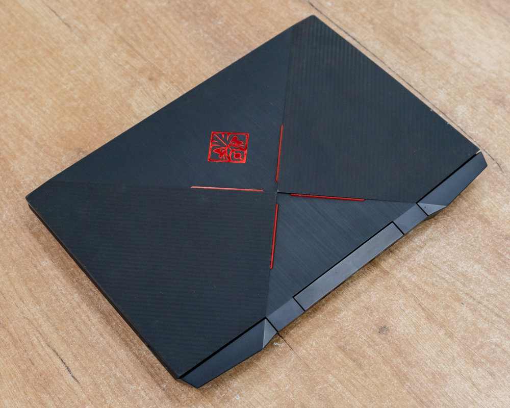 Игровой ноутбук HP OMEN 15-dc (FHD/i5-9gen/GTX1650 4GB/16GB/SSD 512GB)