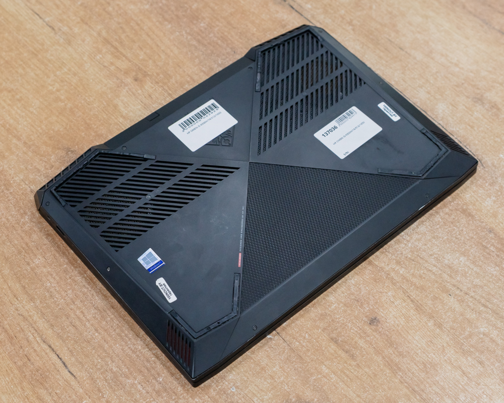 Игровой ноутбук HP OMEN 15-dc (FHD/i5-9gen/GTX1650 4GB/16GB/SSD 512GB)