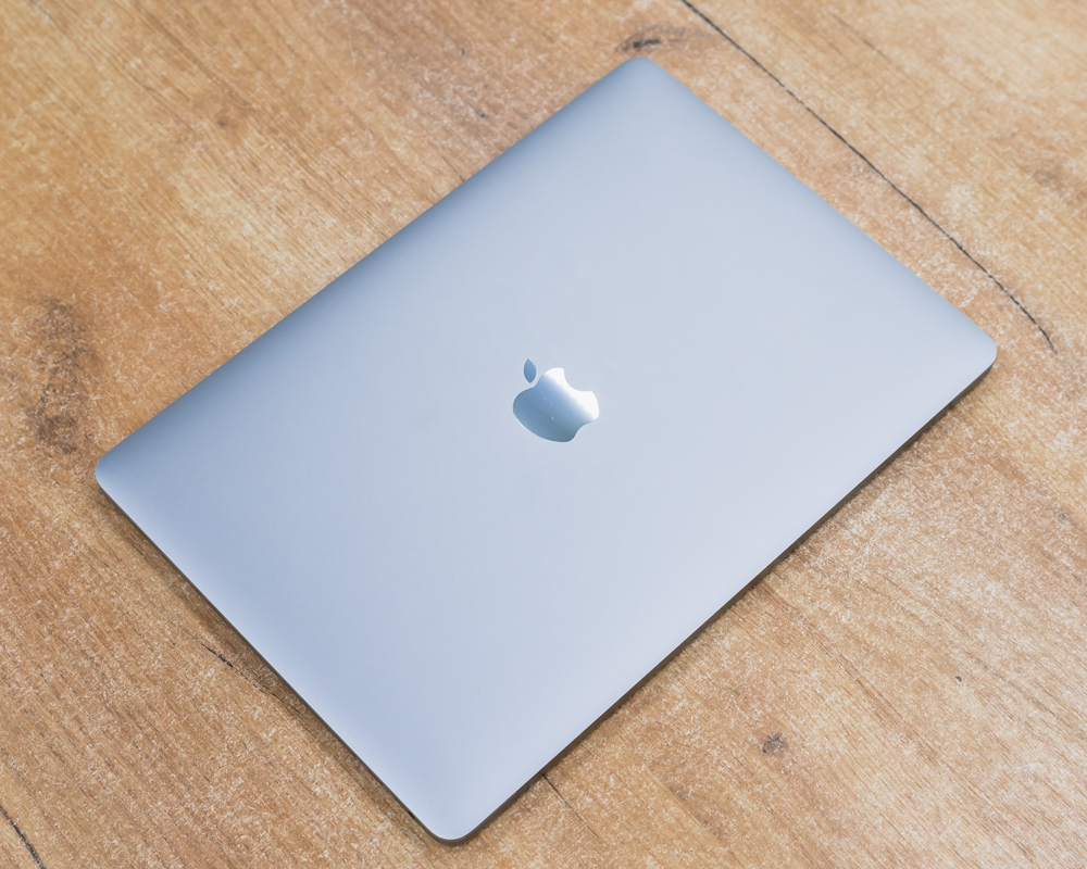 Ноутбук Apple MacBook Pro 13