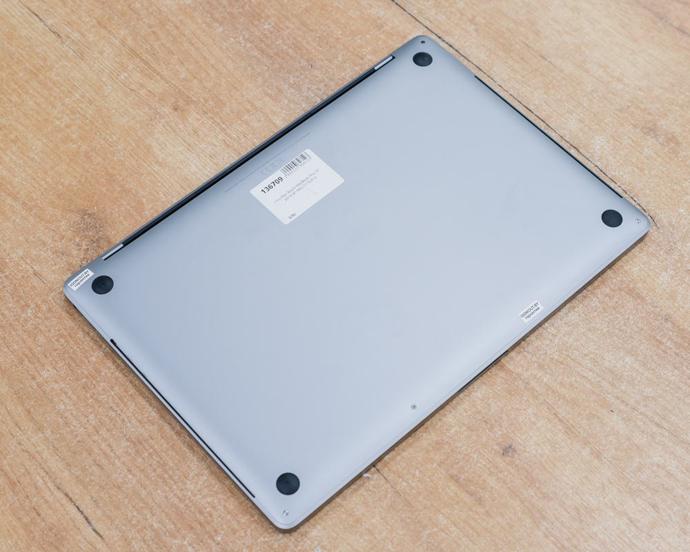 Ноутбук Apple MacBook Pro 15