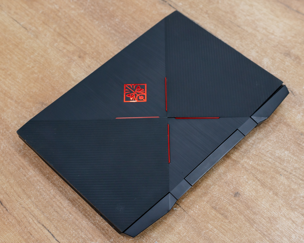 Игровой ноутбук HP OMEN 15-dc (144Hz/i5-9gen/RTX 2060 6GB/16GB/SSD 512GB)