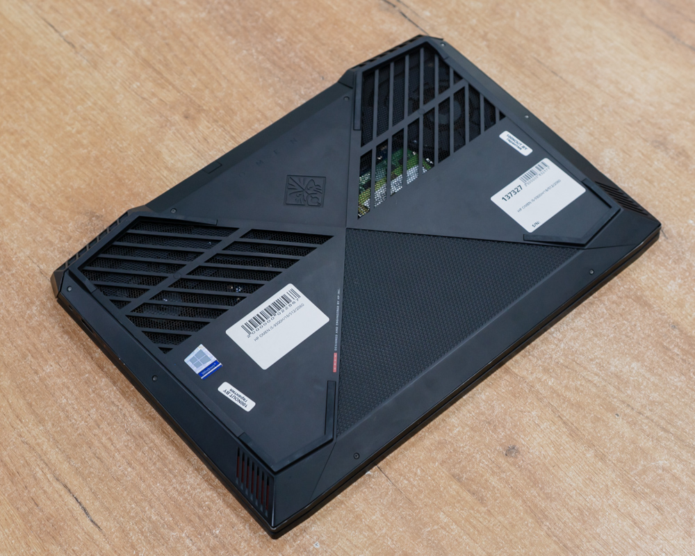 Игровой ноутбук HP OMEN 15-dc (144Hz/i5-9gen/RTX 2060 6GB/16GB/SSD 512GB)